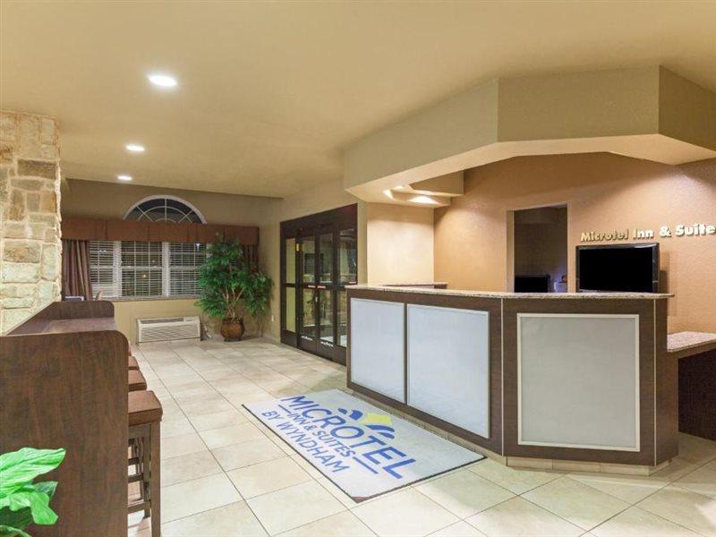Microtel Inn & Suites By Wyndham סרסי מראה חיצוני תמונה